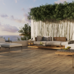 Wiosenne inspiracje na Twój balkon i taras – gresy od Cersanit