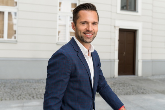 Drugi dom na słonecznym wybrzeżu Europy? Na luksus stać coraz więcej Polaków.